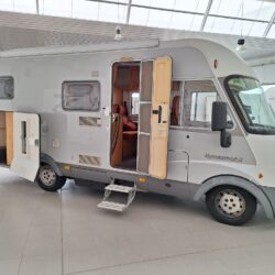 AUTOCARAVANA INTEGRAL HYMER B 514